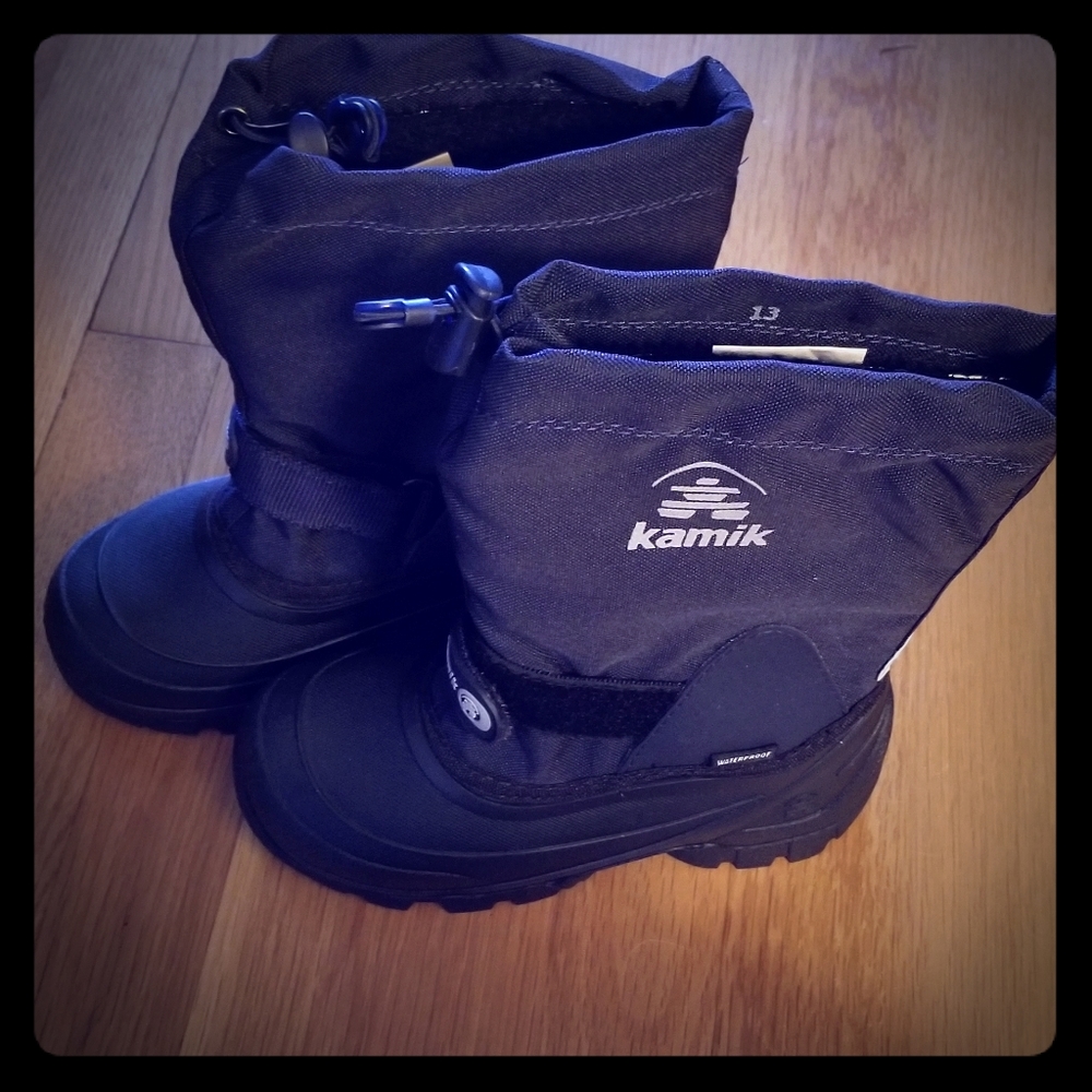 Kamik waterproof boots size 13